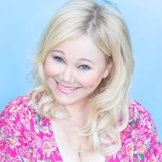 Caroline Rhea
