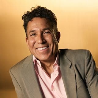 Oscar Nuñez
